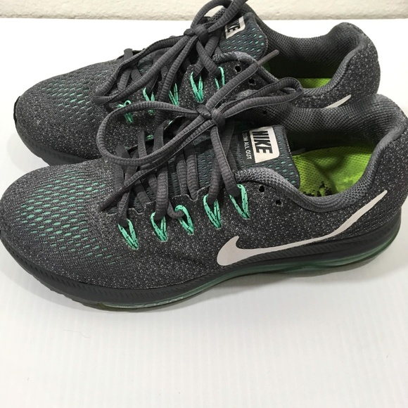 Nike Shoes - Nike Zoom All Out